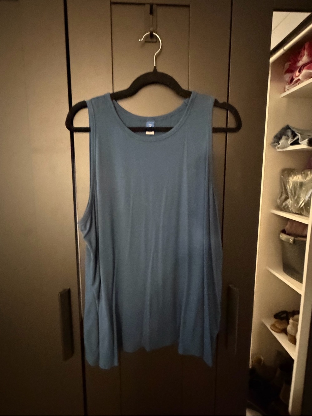 BUNDLE - 7 OLD NAVY LUXE Sleeveless Tank Top - Assorted Colors (all XL) - Picture 5 of 5